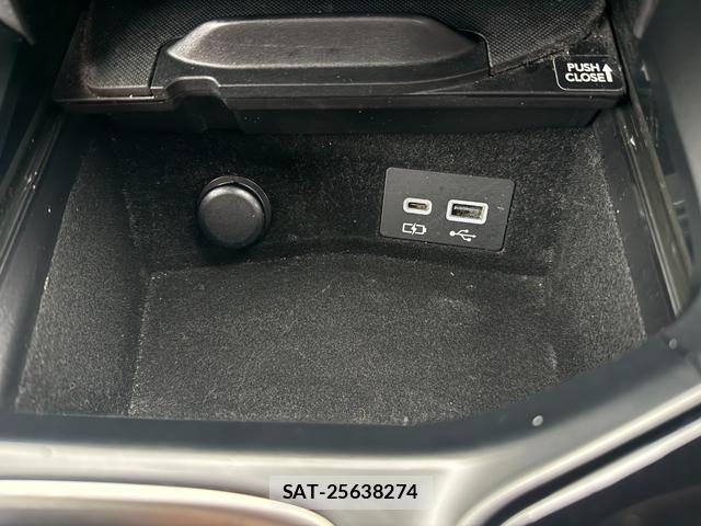 Lexus NX 2022-01 8816506-17