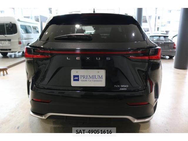Lexus NX 2023-07 8817302-12