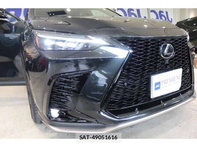 Lexus NX 2023-07 8817302-13