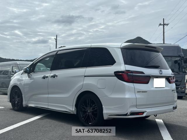 Honda ODYSSEY 2021-07 8812353-1