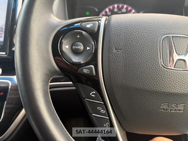 Honda ODYSSEY 2018-01 8816496-1
