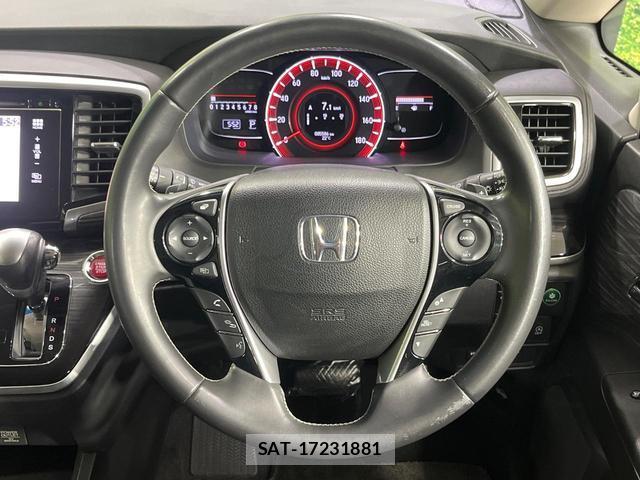 Honda ODYSSEY 2014-03 8817826-10