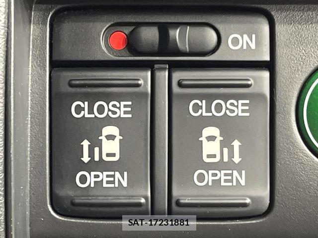 Honda ODYSSEY 2014-03 8817826-2