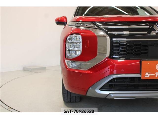 Mitsubishi OUTLANDER PHEV 2025-03 8812300-15