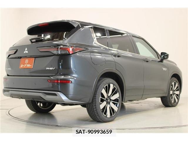Mitsubishi OUTLANDER PHEV 2025-07 8812301-11