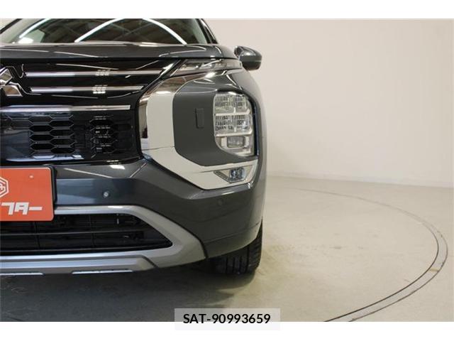 Mitsubishi OUTLANDER PHEV 2025-07 8812301-13