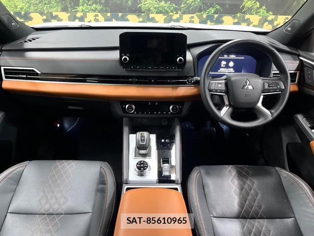 Mitsubishi OUTLANDER PHEV 2022-05 8812659-1