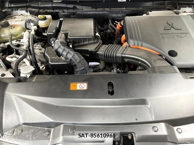 Mitsubishi OUTLANDER PHEV 2022-05 8812659-17