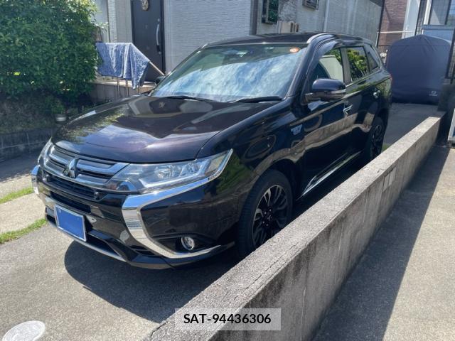 Mitsubishi OUTLANDER PHEV 2017-09 8813298-0