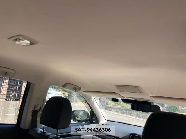 Mitsubishi OUTLANDER PHEV 2017-09 8813298-11