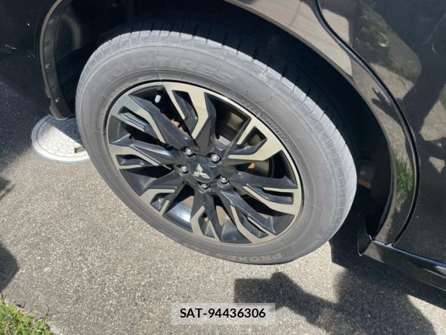 Mitsubishi OUTLANDER PHEV 2017-09 8813298-12