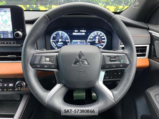 Mitsubishi OUTLANDER PHEV 2022-11 8813693-10