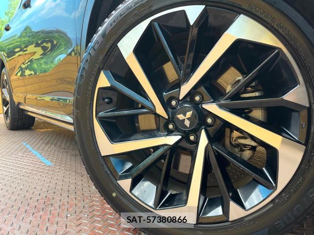 Mitsubishi OUTLANDER PHEV 2022-11 8813693-12