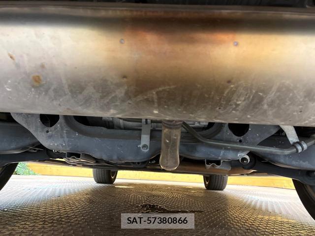 Mitsubishi OUTLANDER PHEV 2022-11 8813693-18