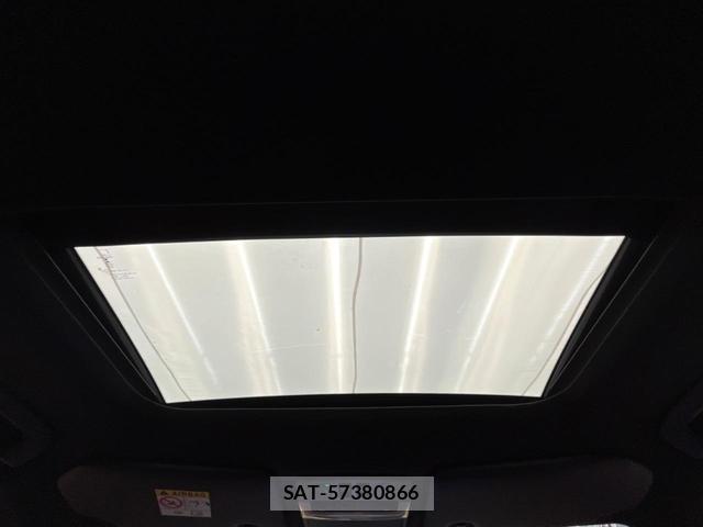 Mitsubishi OUTLANDER PHEV 2022-11 8813693-2