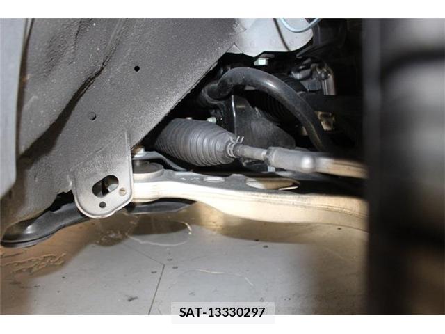 Mitsubishi OUTLANDER PHEV 2022-07 8814323-19