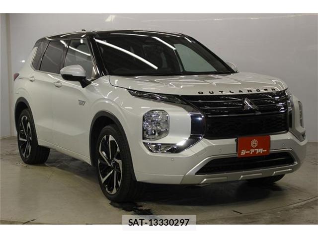 Mitsubishi OUTLANDER PHEV 2022-07 8814323-2