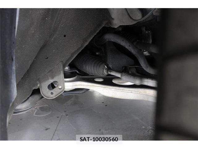 Mitsubishi OUTLANDER PHEV 2022-07 8814330-19