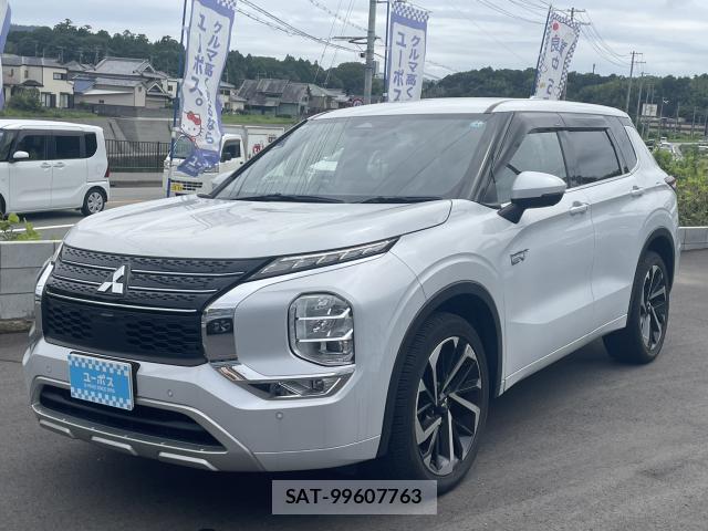 Mitsubishi OUTLANDER PHEV 2022-02 8814564-3