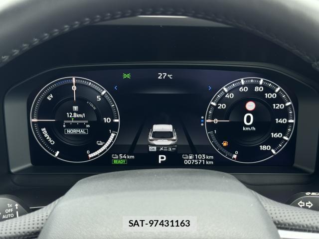Mitsubishi OUTLANDER PHEV 2024-06 8815111-12