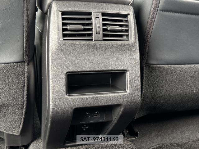 Mitsubishi OUTLANDER PHEV 2024-06 8815111-16