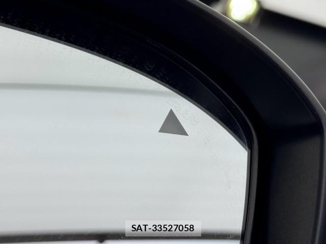 Mitsubishi OUTLANDER PHEV 2024-11 8815213-15