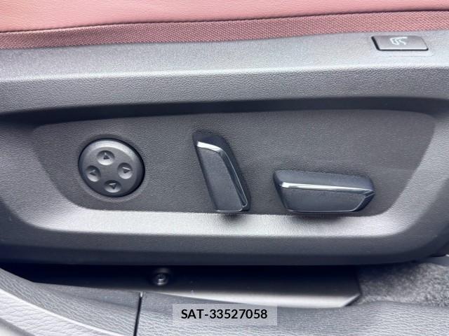 Mitsubishi OUTLANDER PHEV 2024-11 8815213-17