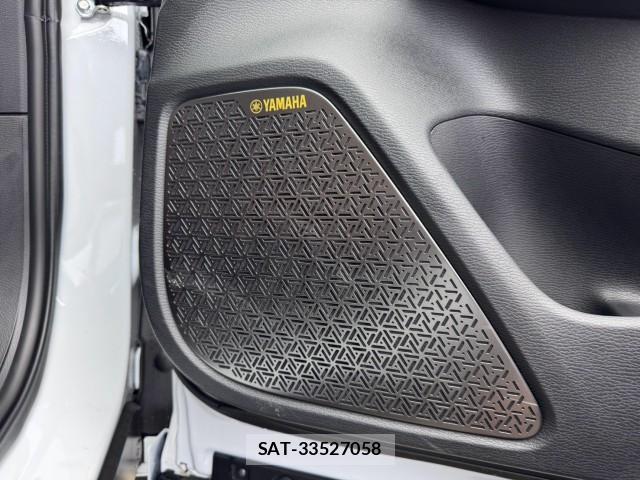 Mitsubishi OUTLANDER PHEV 2024-11 8815213-4