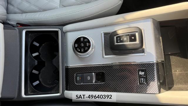 Mitsubishi OUTLANDER PHEV 2024-06 8815470-13