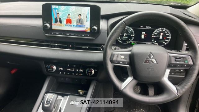 Mitsubishi OUTLANDER PHEV 2022-12 8815548-16