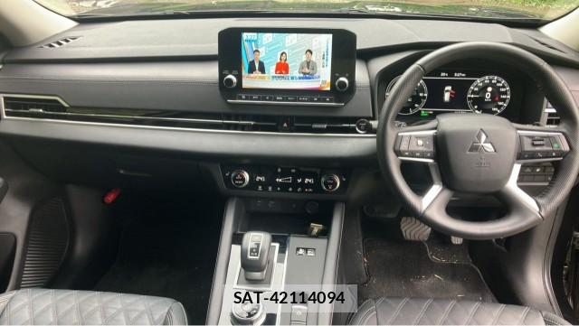 Mitsubishi OUTLANDER PHEV 2022-12 8815548-2