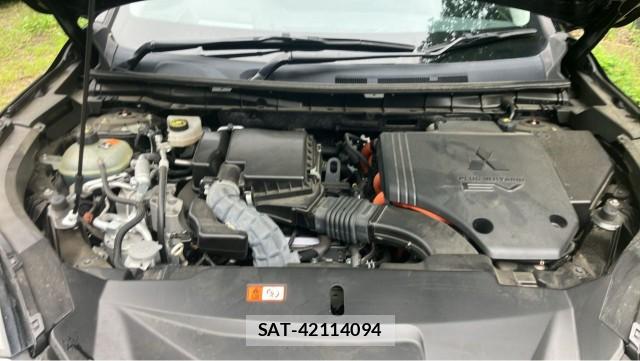 Mitsubishi OUTLANDER PHEV 2022-12 8815548-7