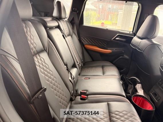 Mitsubishi OUTLANDER PHEV 2024-07 8815568-6
