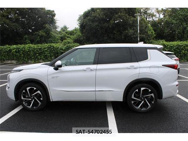 Mitsubishi OUTLANDER PHEV 2022-05 8815747-11