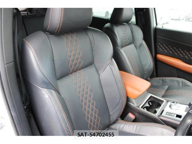 Mitsubishi OUTLANDER PHEV 2022-05 8815747-19