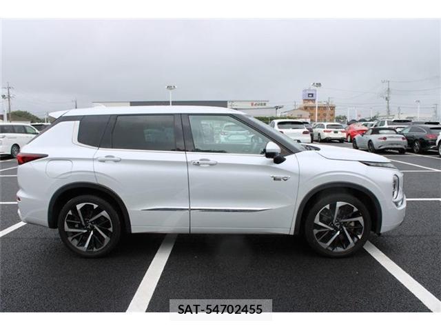 Mitsubishi OUTLANDER PHEV 2022-05 8815747-7