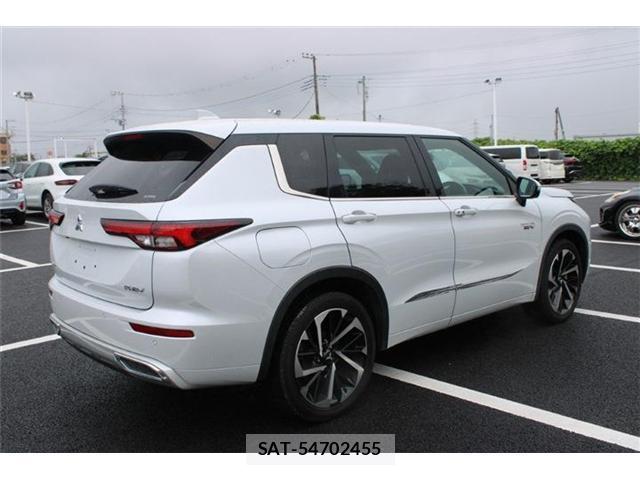 Mitsubishi OUTLANDER PHEV 2022-05 8815747-8