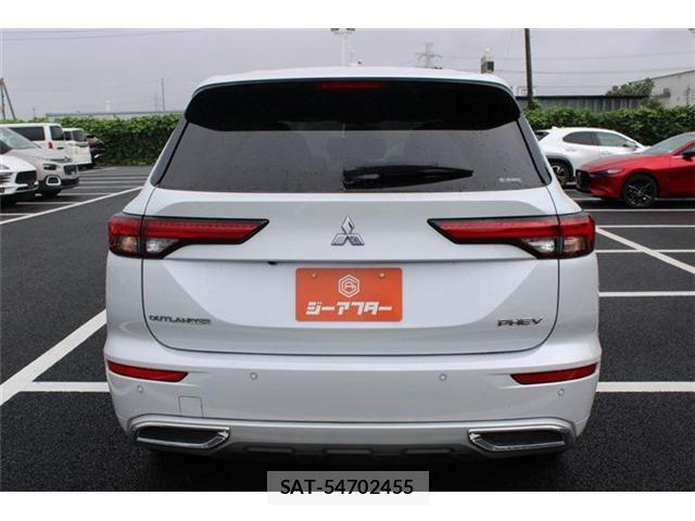 Mitsubishi OUTLANDER PHEV 2022-05 8815747-9