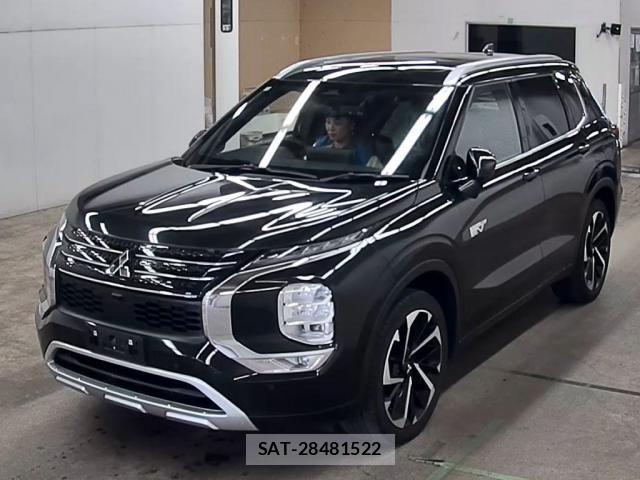 Mitsubishi OUTLANDER PHEV 2023-01 8816154-0