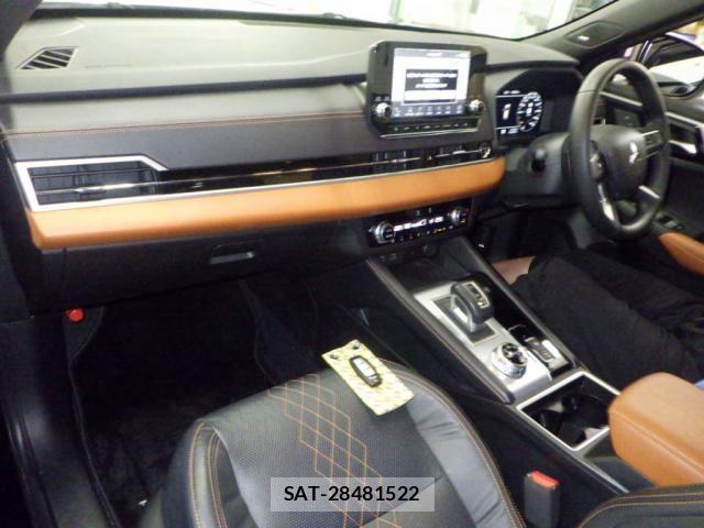 Mitsubishi OUTLANDER PHEV 2023-01 8816154-2