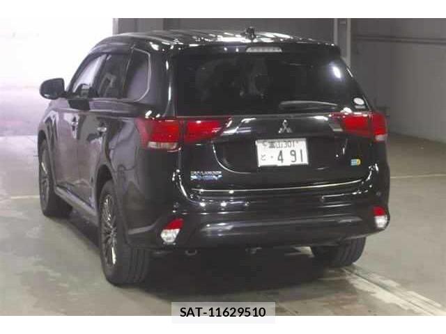 Mitsubishi OUTLANDER PHEV 2020-02 8816184-1