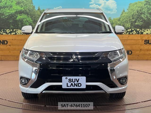 Mitsubishi OUTLANDER PHEV 2015-07 8817370-13