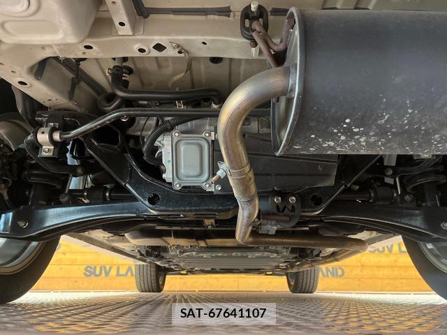 Mitsubishi OUTLANDER PHEV 2015-07 8817370-18