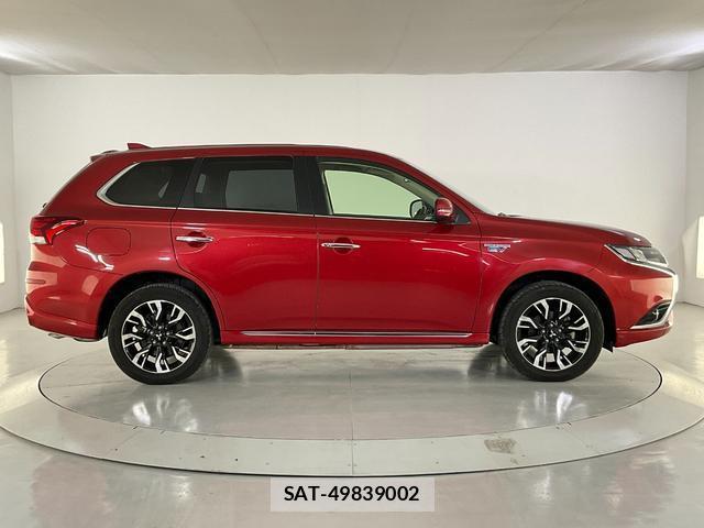 Mitsubishi OUTLANDER PHEV 2015-07 8817385-6