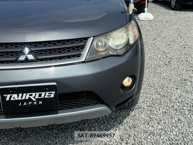 Mitsubishi OUTLANDER 2008-02 8817734-12