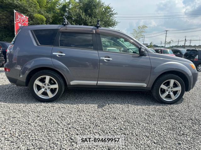 Mitsubishi OUTLANDER 2008-02 8817734-2