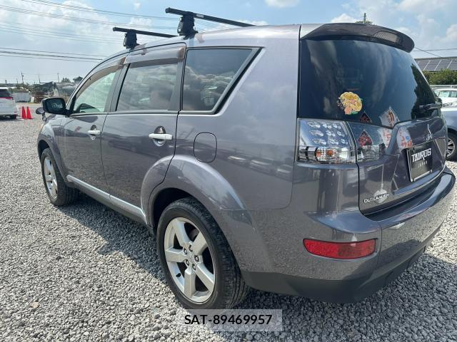 Mitsubishi OUTLANDER 2008-02 8817734-4