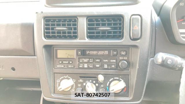 Mitsubishi PAJERO MINI 2005-05 8813600-19