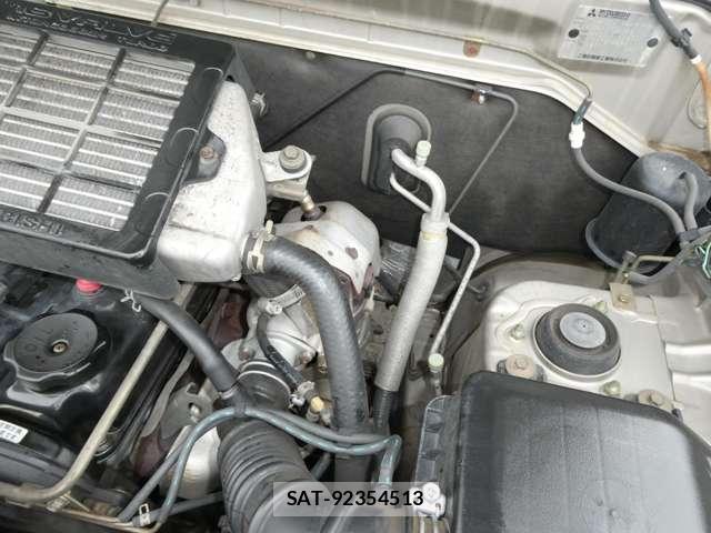 Mitsubishi PAJERO MINI 2005-03 8816965-11