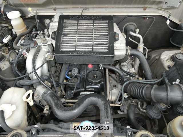Mitsubishi PAJERO MINI 2005-03 8816965-9